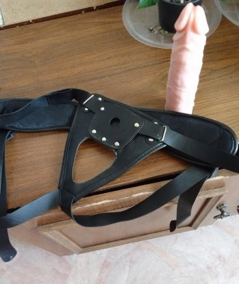 Искушенная и жгучая красотка ждет встречи с тобой! Со мной ты откроешь для себя новые грани удовольствия и страсти. Позволь мне погрузить тебя в мир сладких наслаждений! 7904, 44 года